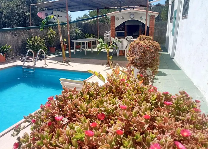 Spacious Apartment With Sea View In La Riera De Gaia